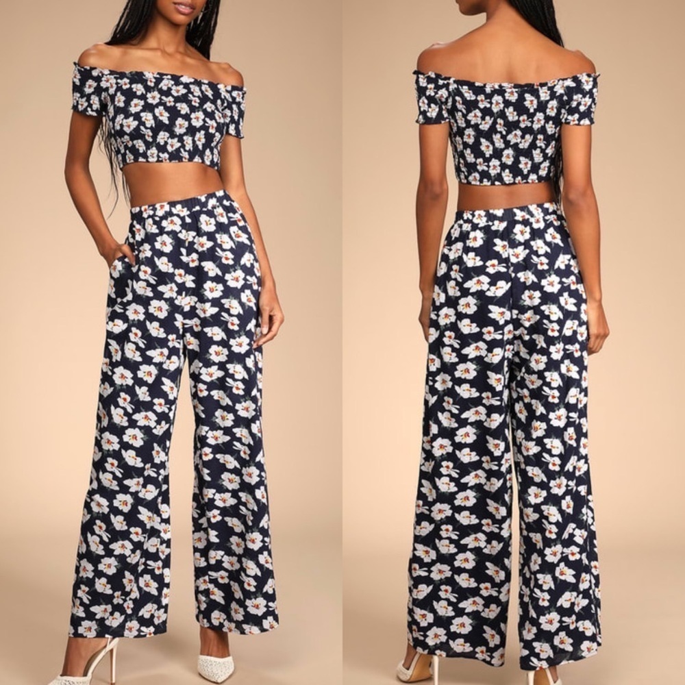 New Lulus Navy Blue White Floral Print Smocked Two-Piece Jumpsuit Size Medium